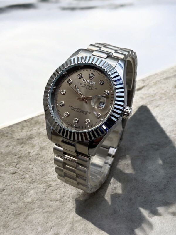 WhatsApp Image 2025-12-18 at 12.04.51 AM Luxury Watch